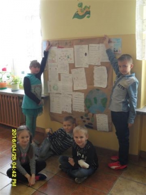 Obchody Dnia Ziemi w klasach I-III_19