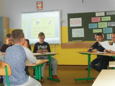 debata o czytaniu ksiazek_9