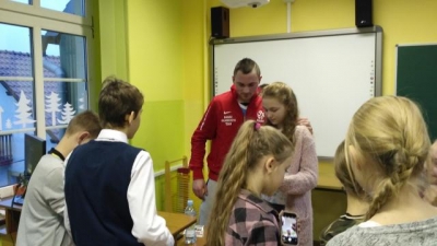 spotkanie z rekordzista w zonglowaniu pilka_52