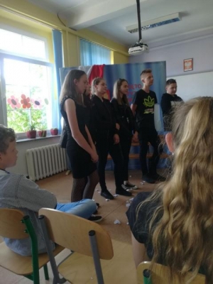 apel 3 Maja
