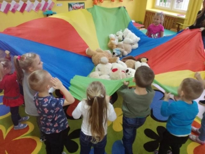 dzien pluszowego misia