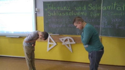 debata_30