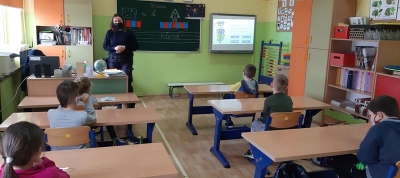 uważaj maluchu