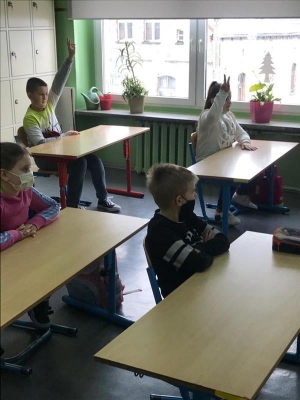 uważaj maluchu